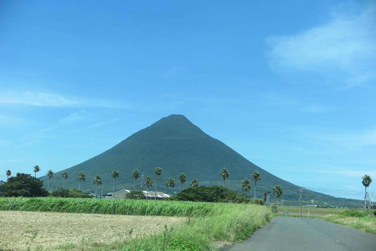 Minsyuku Ibusuki Hotel Bagian luar foto